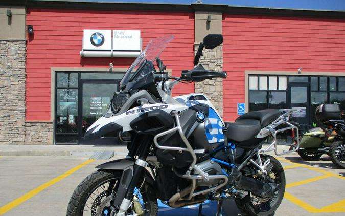 2018 BMW R 1200 GS Adventure Light White / Cordoba Blue