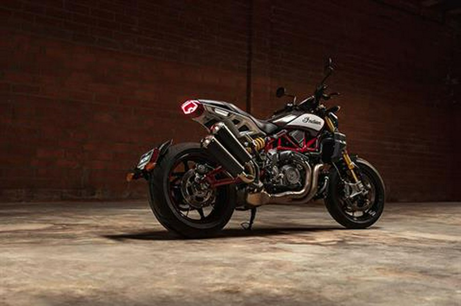 2022 Indian Motorcycle FTR R Carbon