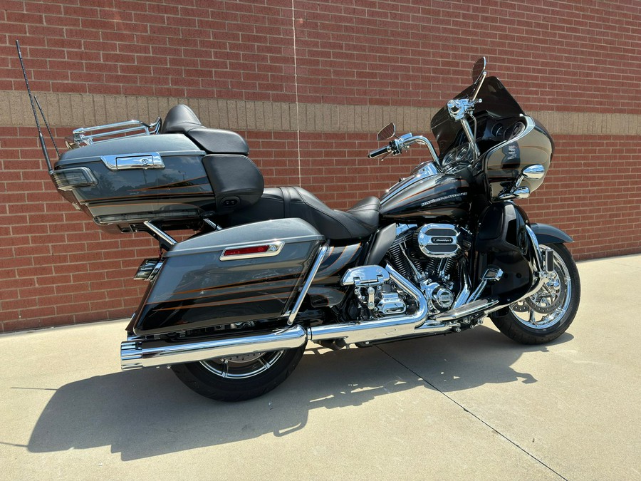 2016 Harley-Davidson CVO Road Glide Ultra