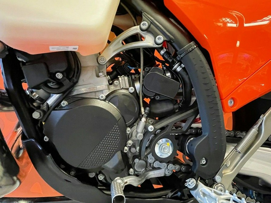 2025 KTM XC 250
