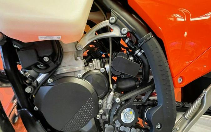 2025 KTM XC 250