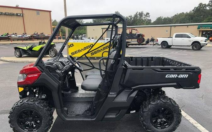 2024 Can-Am Defender DPS HD9 Fiery Red