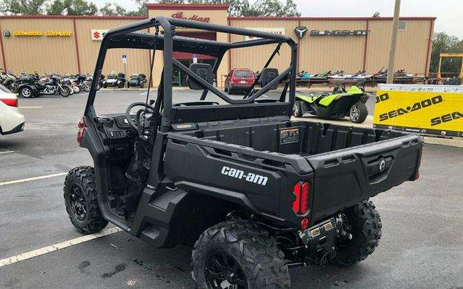 2024 Can-Am Defender DPS HD9 Fiery Red