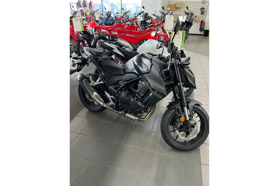 2025 Honda CB750 HORNET Base
