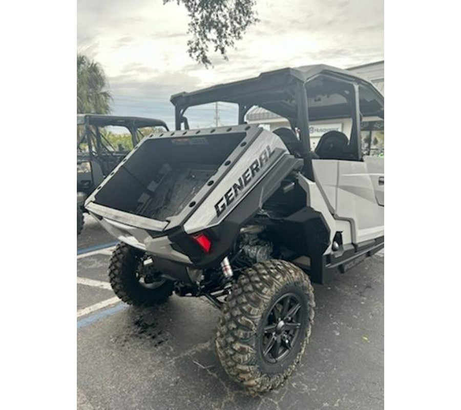 2026 Polaris® General XP 4 1000 Sport