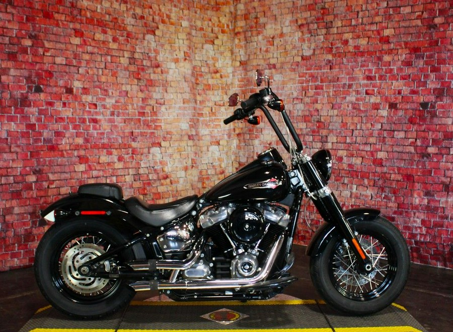 2019 Harley-Davidson® FLSL - Softail® Softail Slim®