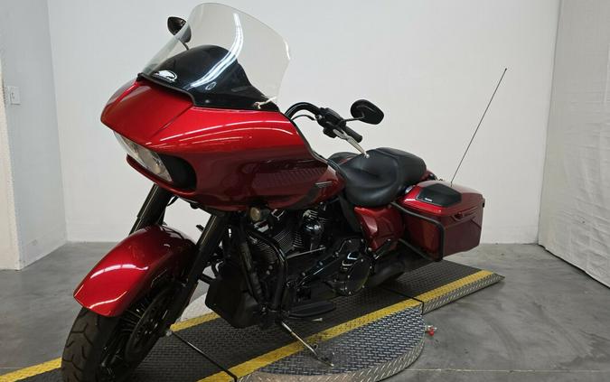 FLTRXS 2018 Road Glide Special