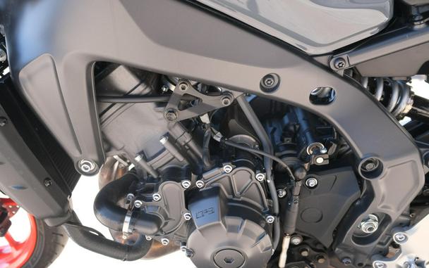 2021 YAMAHA MT09