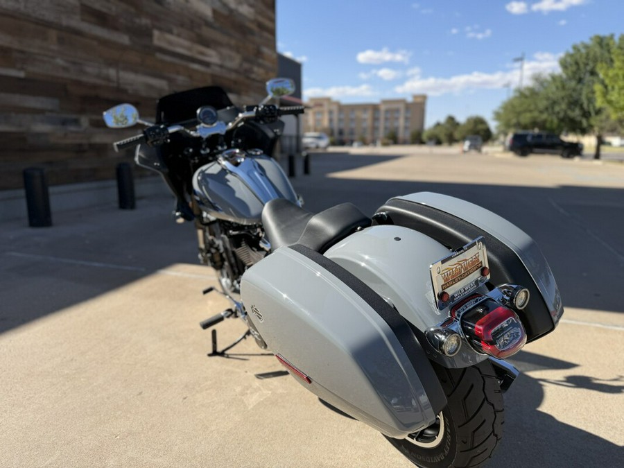 2026 Harley-Davidson® Low Rider® ST Dark Billiard Gray Chrome Trim