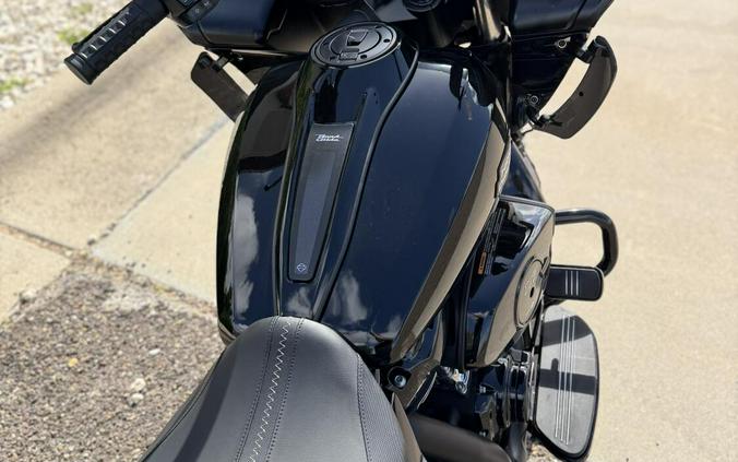 2025 Harley-Davidson Road Glide Vivid Black