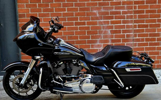 2017 Harley-Davidson® FLTRU - Road Glide® Ultra
