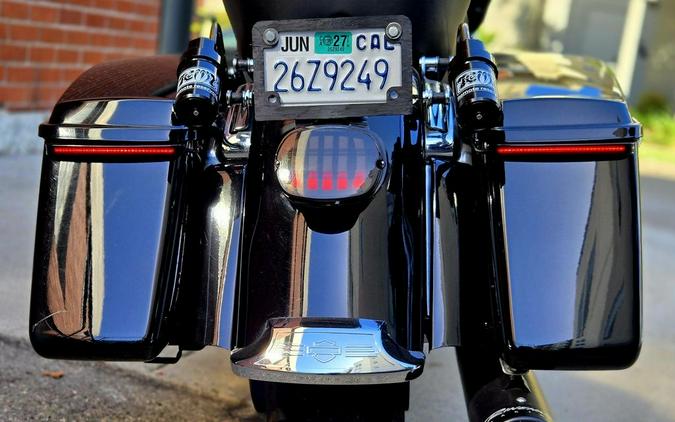 2017 Harley-Davidson® FLTRU - Road Glide® Ultra
