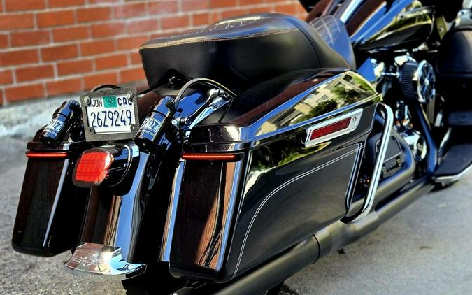 2017 Harley-Davidson® FLTRU - Road Glide® Ultra