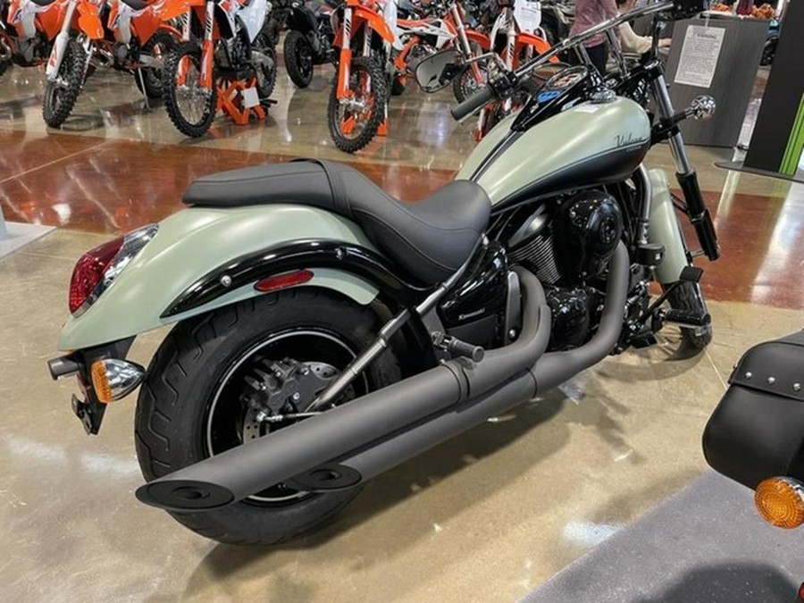 2023 Kawasaki Vulcan 900 Custom