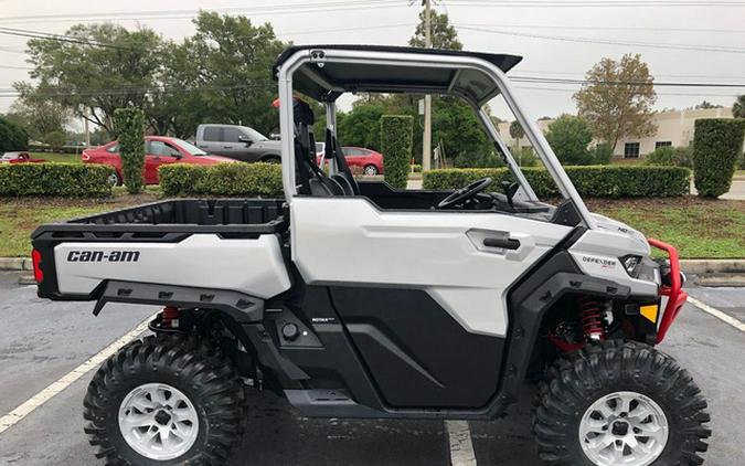 2024 Can-Am Defender X Mr With Half-Doors HD10