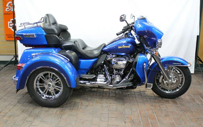 FLHTCUTG 2017 Tri Glide® Ultra