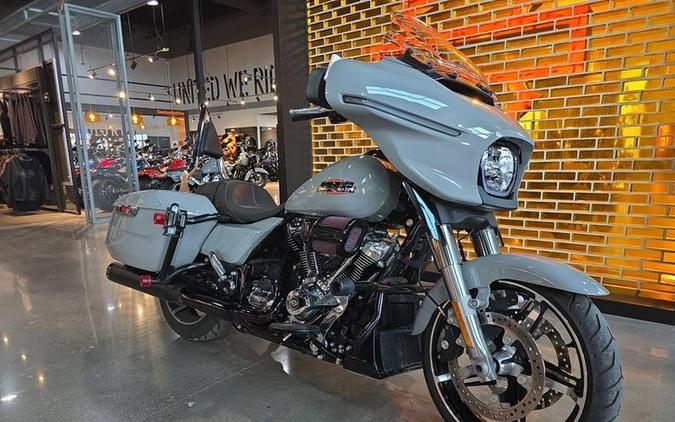 2024 Harley-Davidson® FLHX - Street Glide®