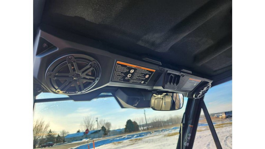 2026 Can-Am SSV DEF LTD 65 HD11 WH HB 26 Limited HD11