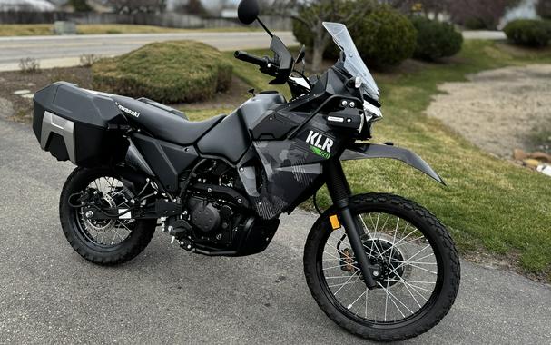 2022 Kawasaki KLR®650 Adventure ABS, USB