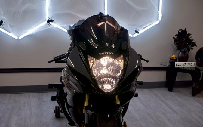 2025 SUZUKI GSX-R750