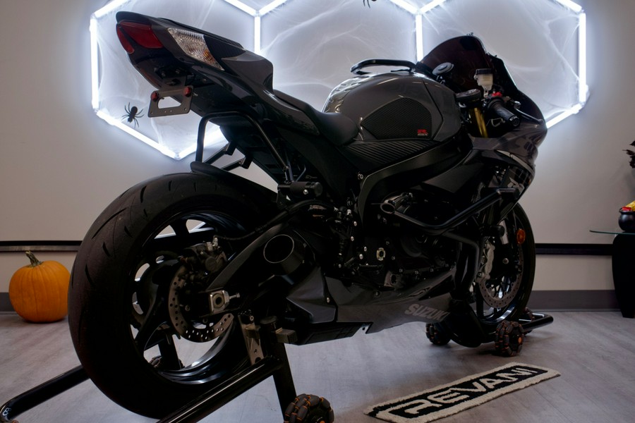 2025 SUZUKI GSX-R750