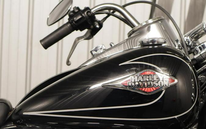 2009 Harley-Davidson® FLSTC - Heritage Softail®