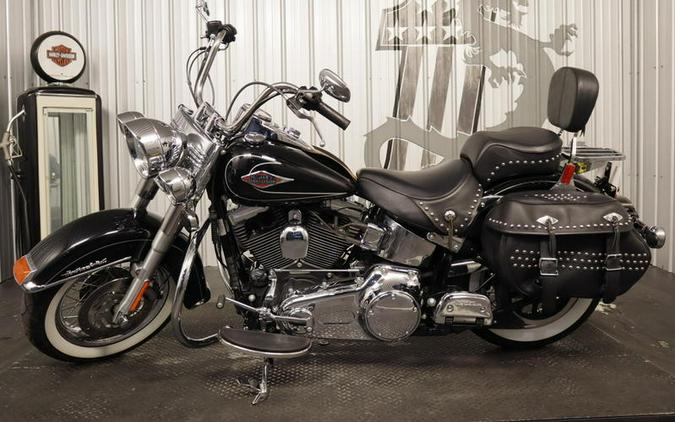 2009 Harley-Davidson® FLSTC - Heritage Softail®