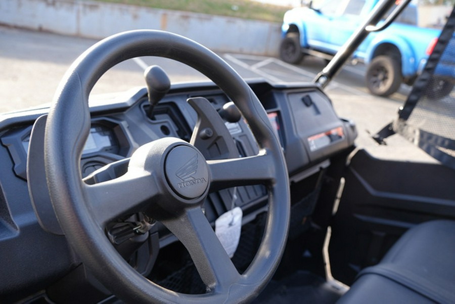 2025 Honda Pioneer 1000 Deluxe