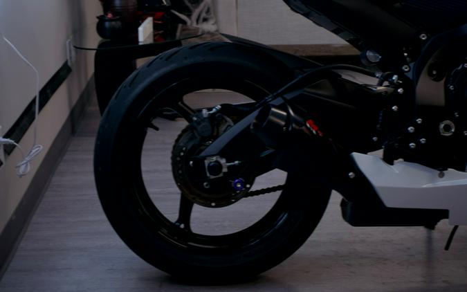 2025 SUZUKI GSX-R750