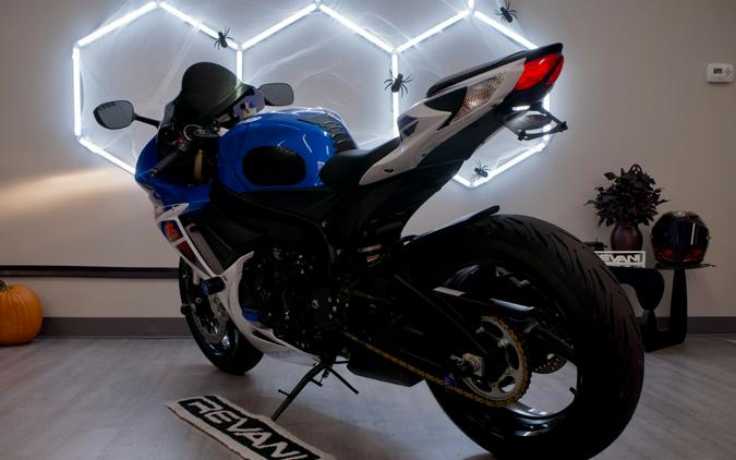 2025 SUZUKI GSX-R750