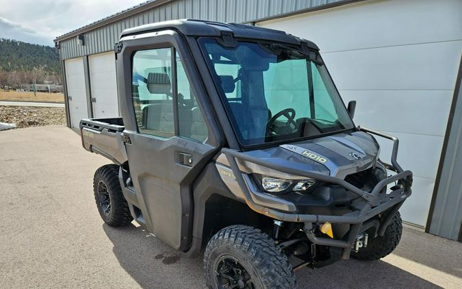 2017 Can-Am Defender XT CAB HD10