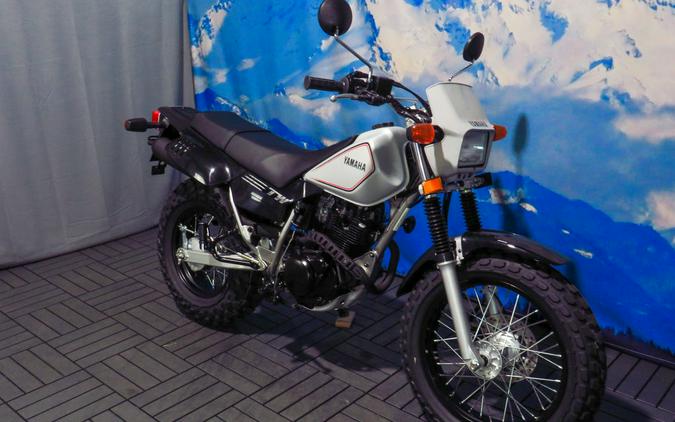 2025 Yamaha TW200