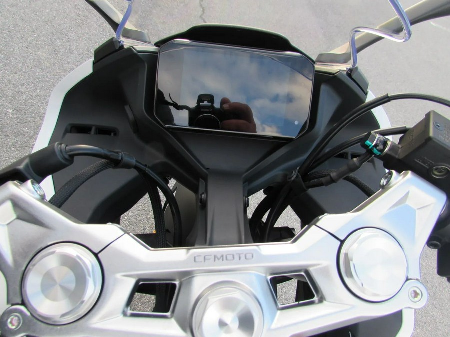 2026 CFMOTO 300SS CF300-5US