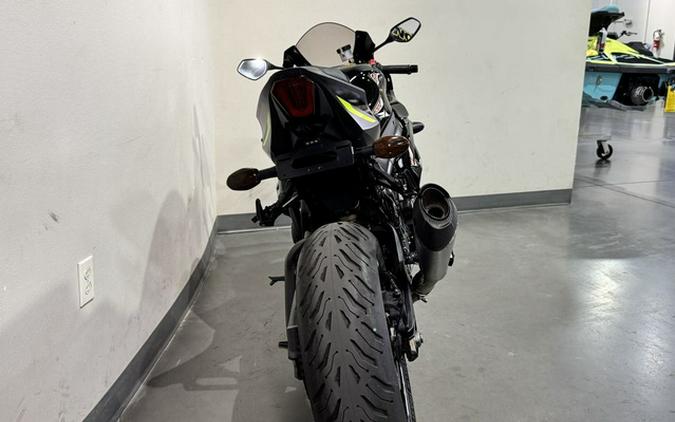 2023 Suzuki GSX-R 1000R