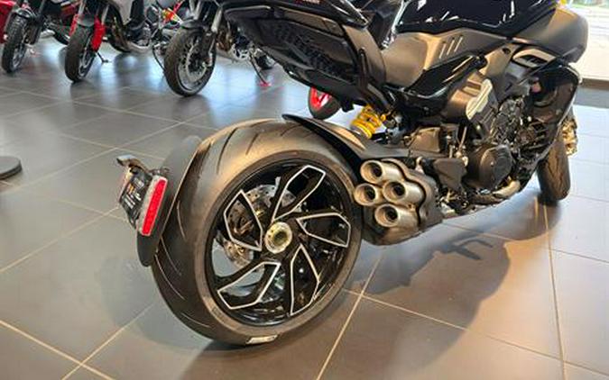 2024 Ducati Diavel V4