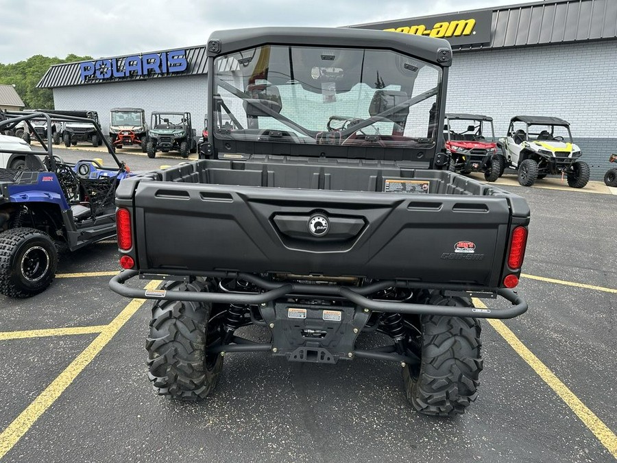 2023 Can-Am® Defender XT HD10