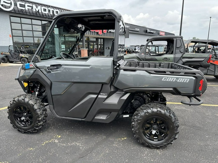 2023 Can-Am® Defender XT HD10