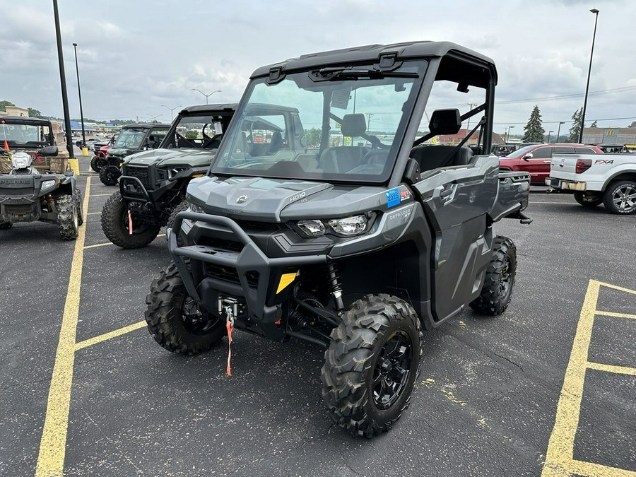 2023 Can-Am® Defender XT HD10