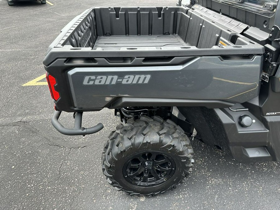 2023 Can-Am® Defender XT HD10