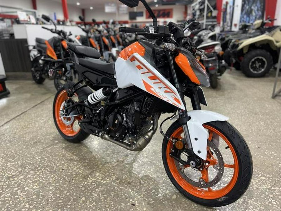 2024 KTM 250 Duke