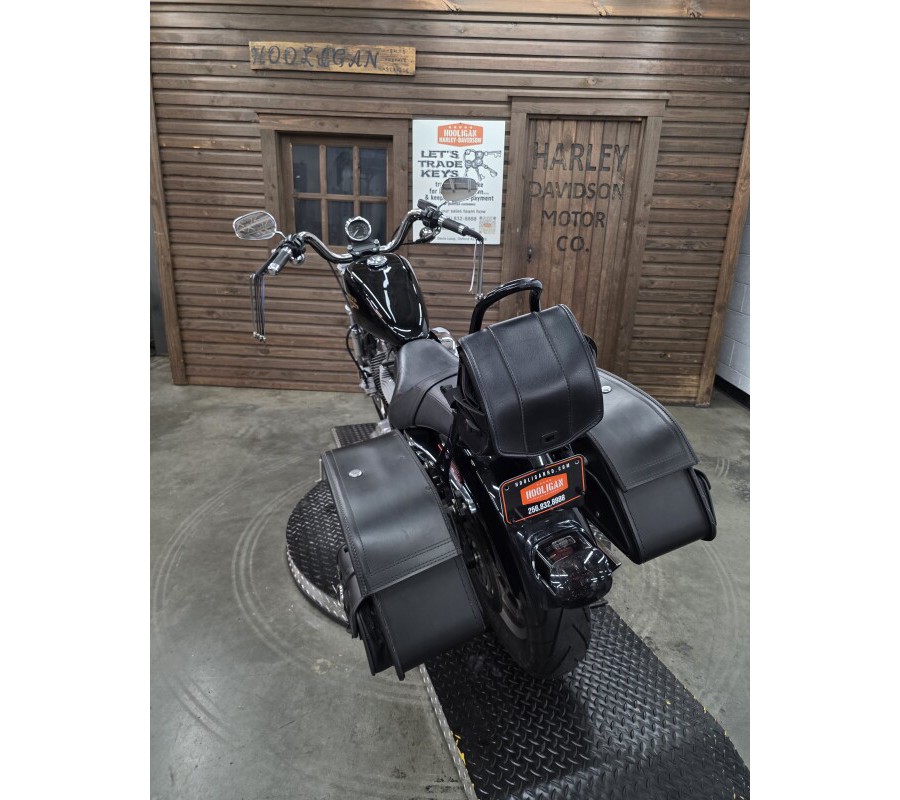 2010 Harley-Davidson® Sportster® 883 Low BLACK