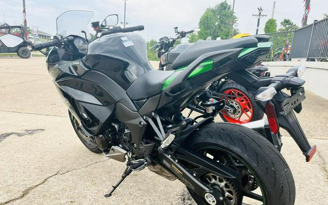 2023 Kawasaki Ninja® 1000SX