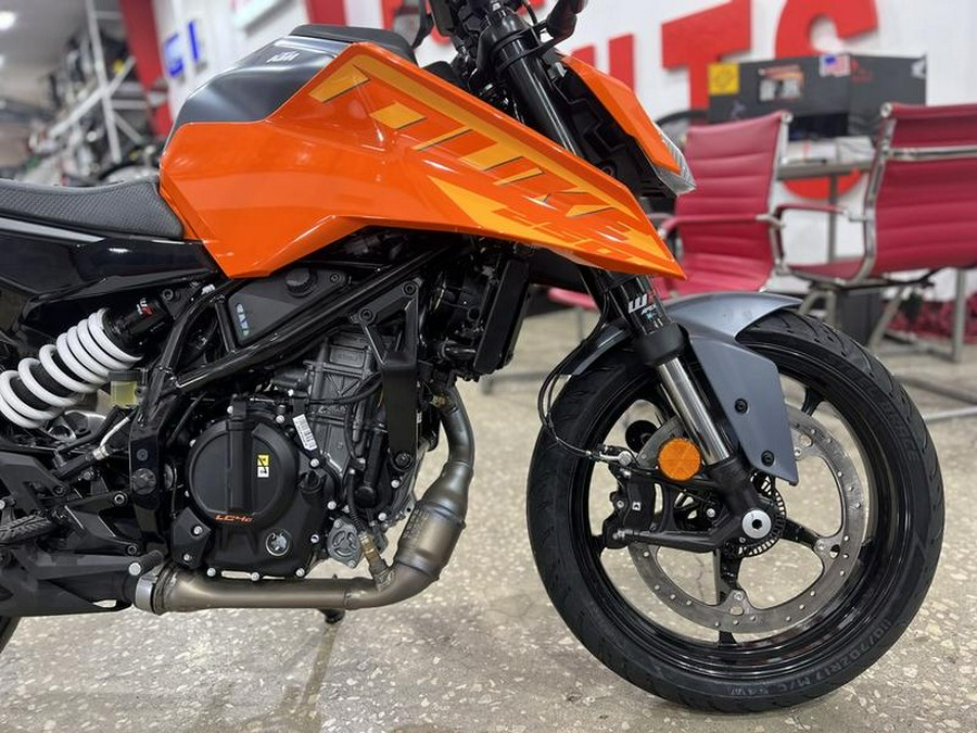 2024 KTM 250 Duke