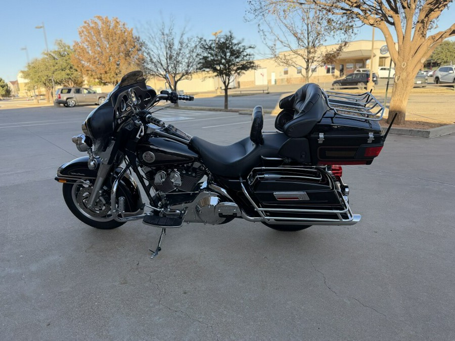 2002 Harley-Davidson® Electra Glide® Ultra Classic® Black