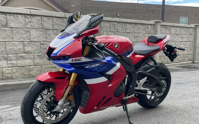 2025 Honda CBR1000RR-R Fireblade SP
