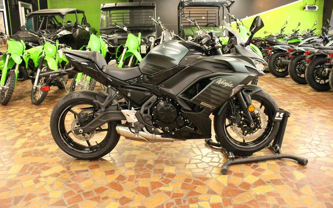 2025 Kawasaki Ninja 650 ABS Ninja 650 ABS - SDAG1905