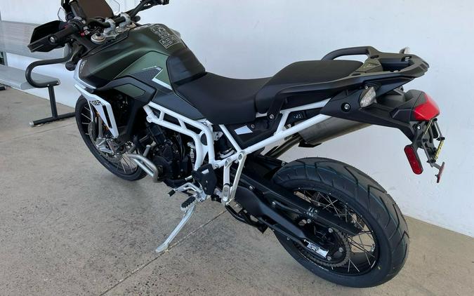 2024 Triumph Tiger 900 Rally Pro Matt Khaki Green / Matt Phantom Black