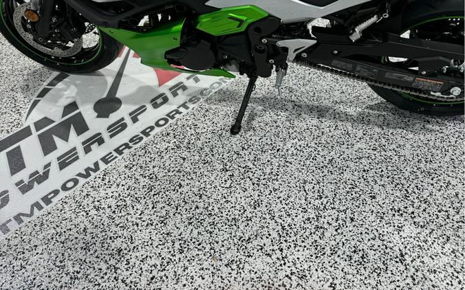 2024 Kawasaki Z7 ABS