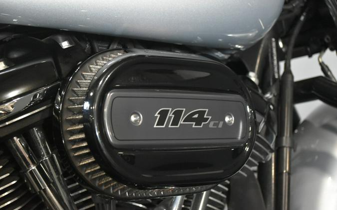 2023 Harley-Davidson Street Glide Special Atlas Silver Metallic - Black Finish
