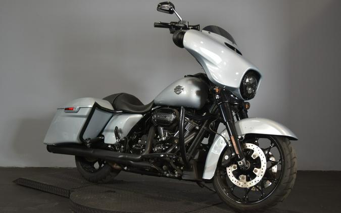 2023 Harley-Davidson Street Glide Special Atlas Silver Metallic - Black Finish